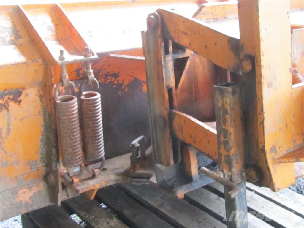 Hauer Terramatic 推雪机