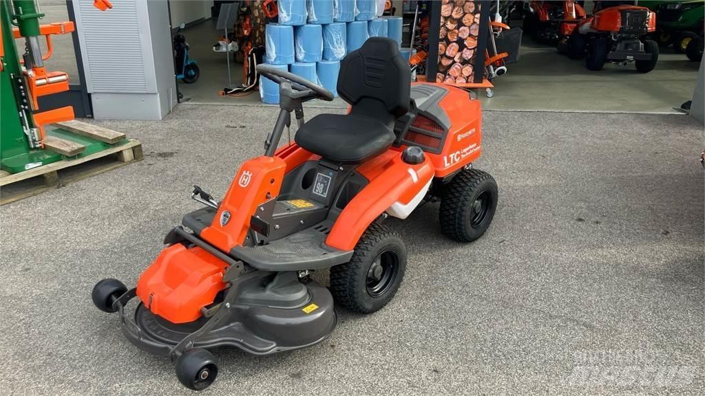 Husqvarna R 214TC 路面维护设备-其他