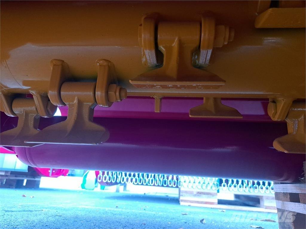INO Euro 280 H 牧场割草机和切顶器