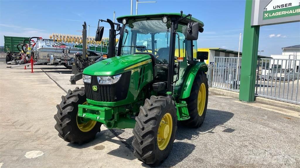 John Deere 5058E 拖拉机/农用车