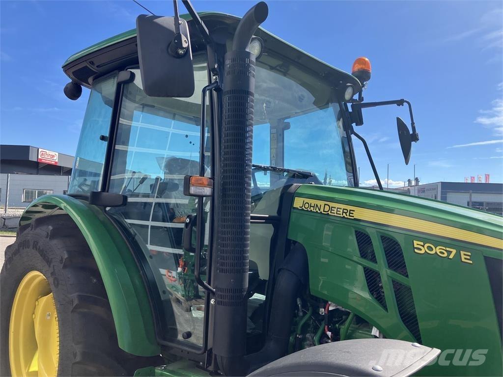 John Deere 5067E 拖拉机/农用车