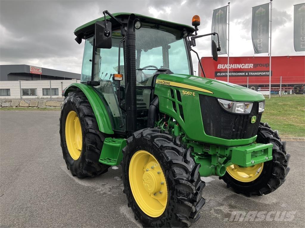 John Deere 5067E 拖拉机/农用车