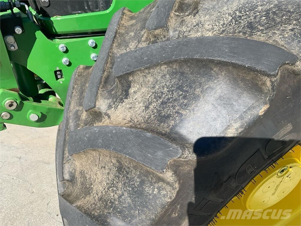 John Deere 5100R 拖拉机/农用车
