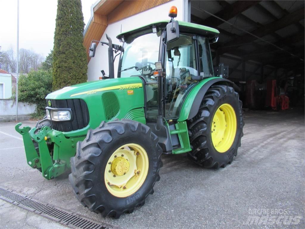 John Deere 5820 拖拉机/农用车