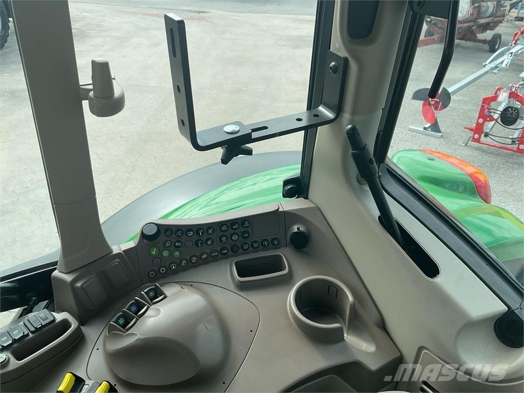 John Deere 6120M 拖拉机/农用车