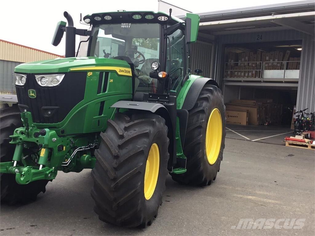 John Deere 6R215 拖拉机/农用车