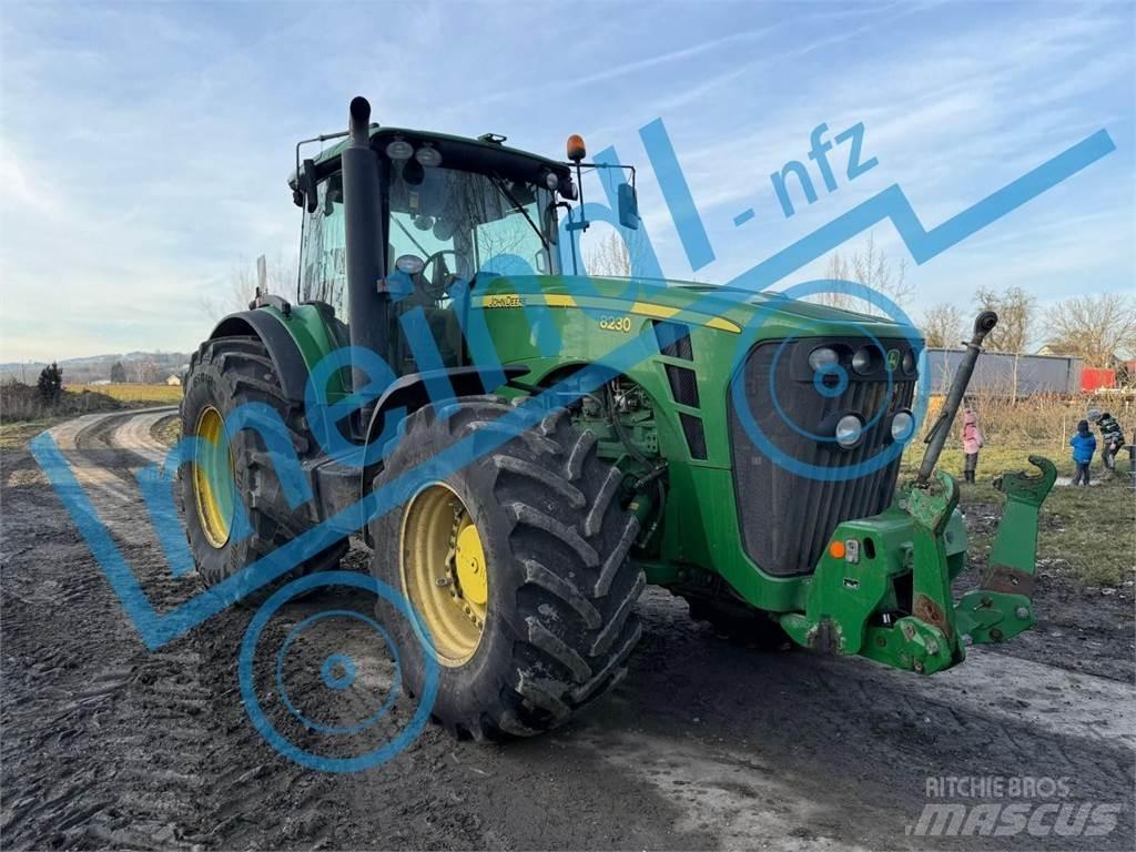 John Deere 8230 拖拉机/农用车