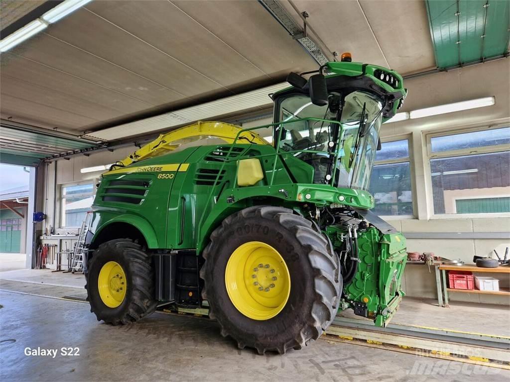 John Deere 8500 青饲料收获机