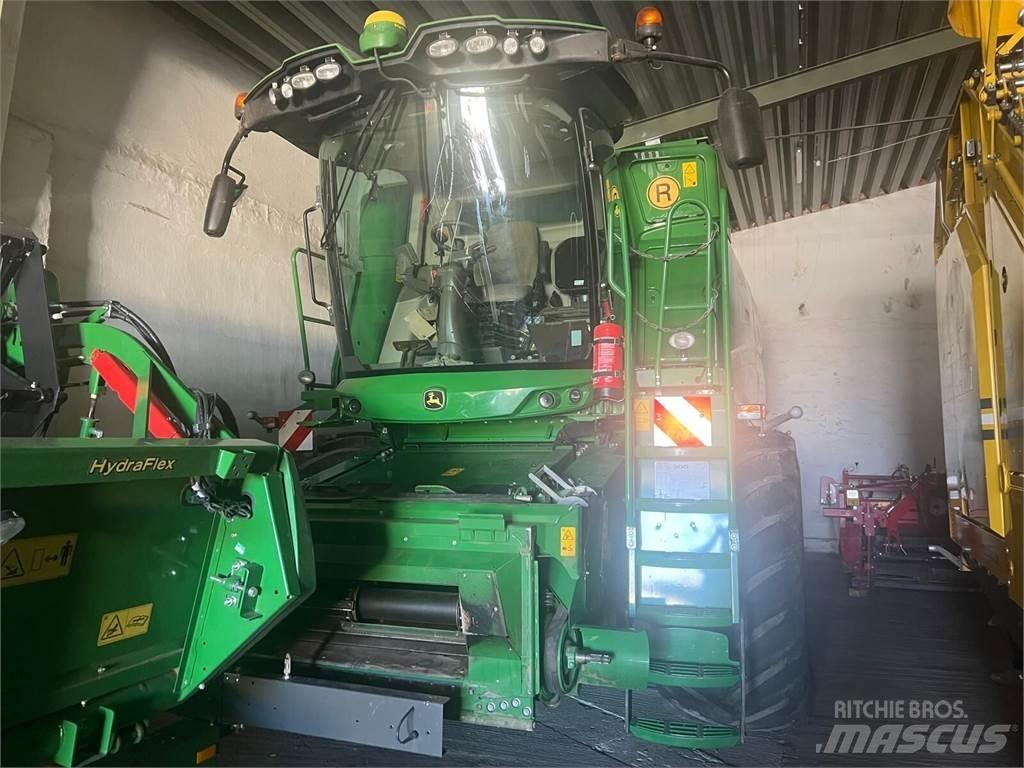 John Deere T550 联合收割机