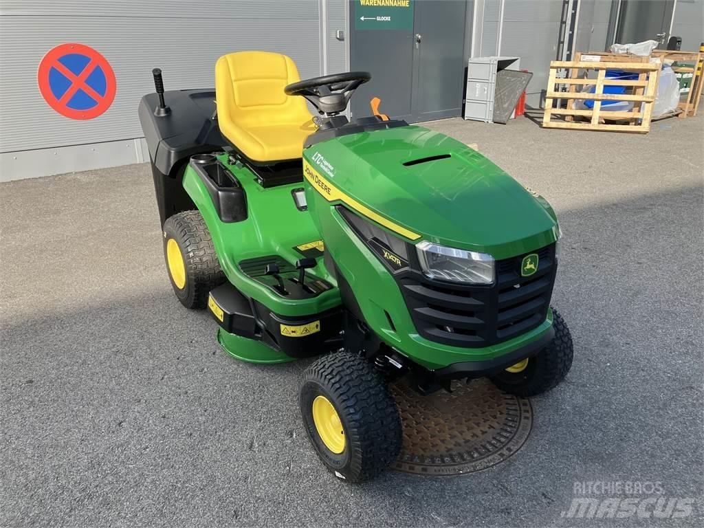 John Deere X 147R 路面维护设备-其他