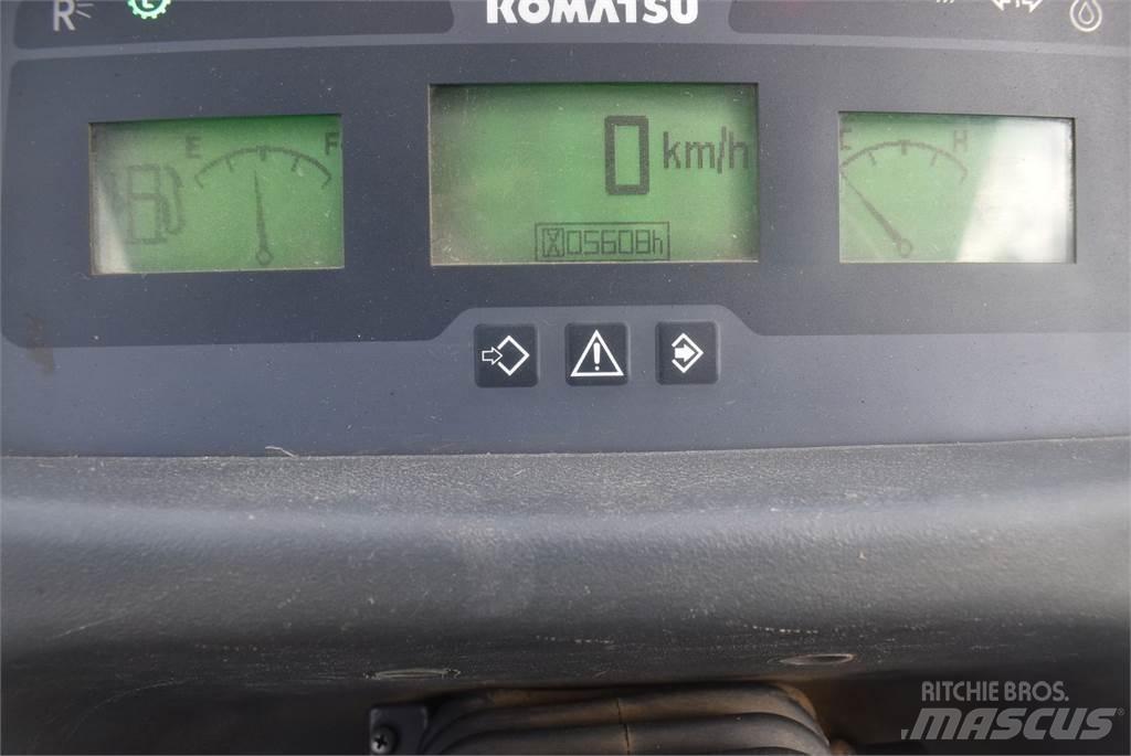 Komatsu WA100M-7 轮式装载机