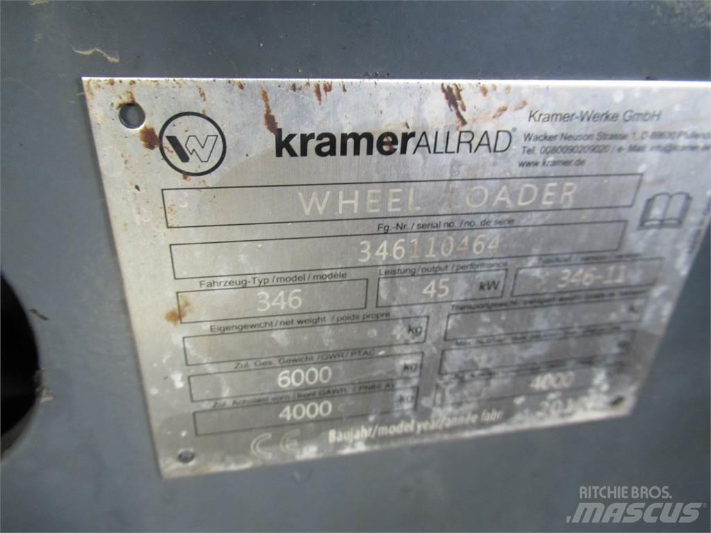 Kramer 750T 前装载和挖掘机