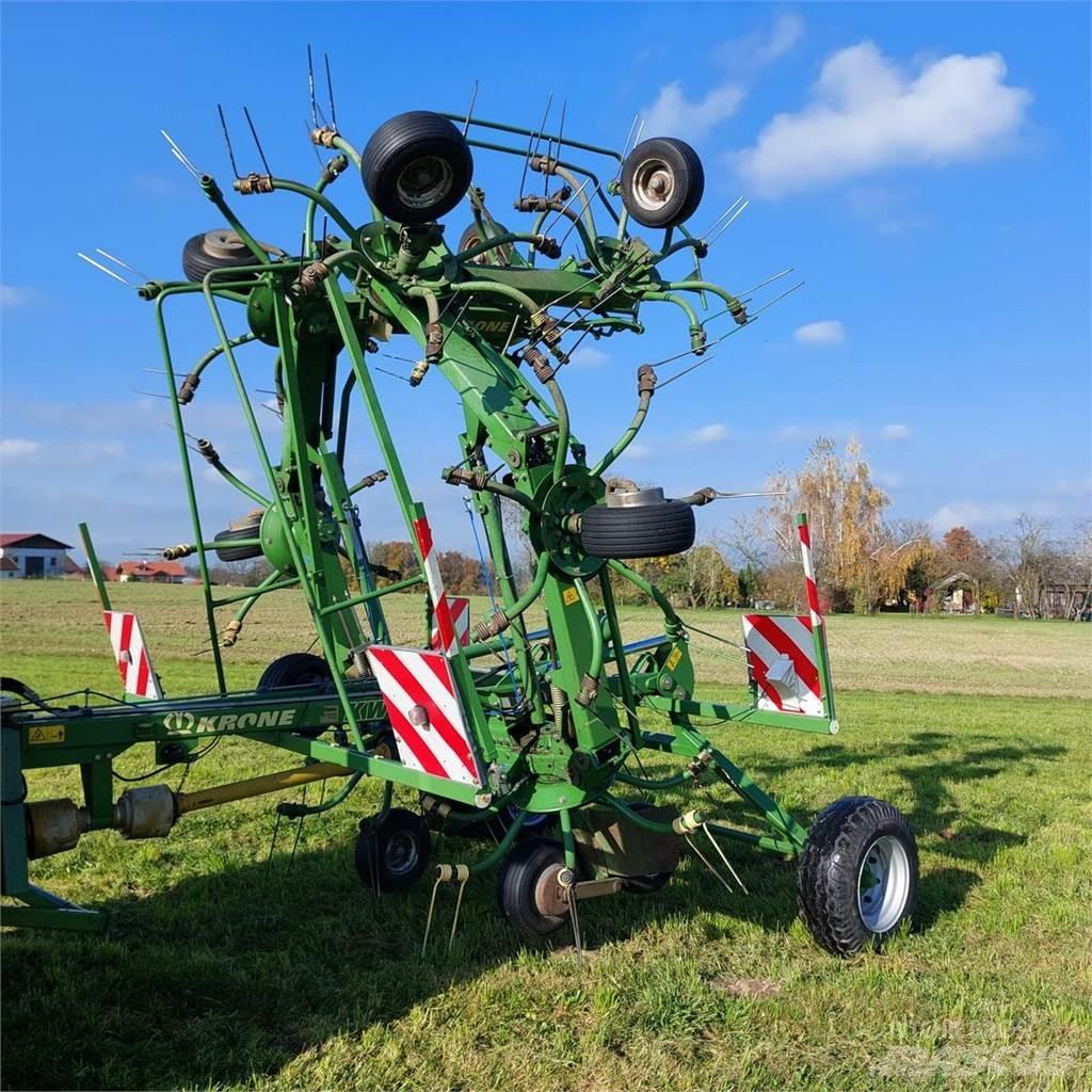 Krone KWT 10.50 8x7 犁耙和摊草机