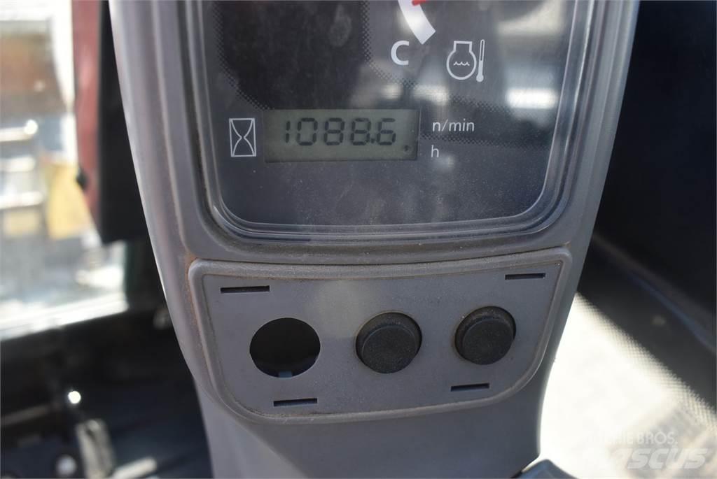 Kubota KX016-4 小型挖掘机