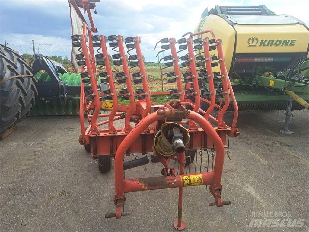 Kuhn GA 4121 GM 收割机