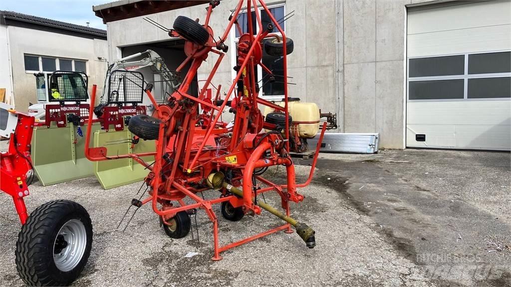 Kuhn GF 5801 MHO 犁耙和摊草机