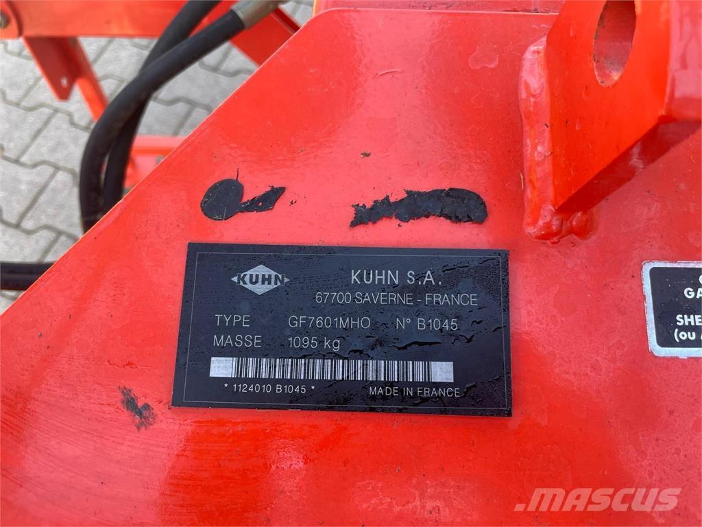 Kuhn GF 7601 MH 犁耙和摊草机