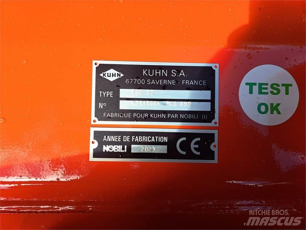 Kuhn TBE 22 牧场割草机和切顶器