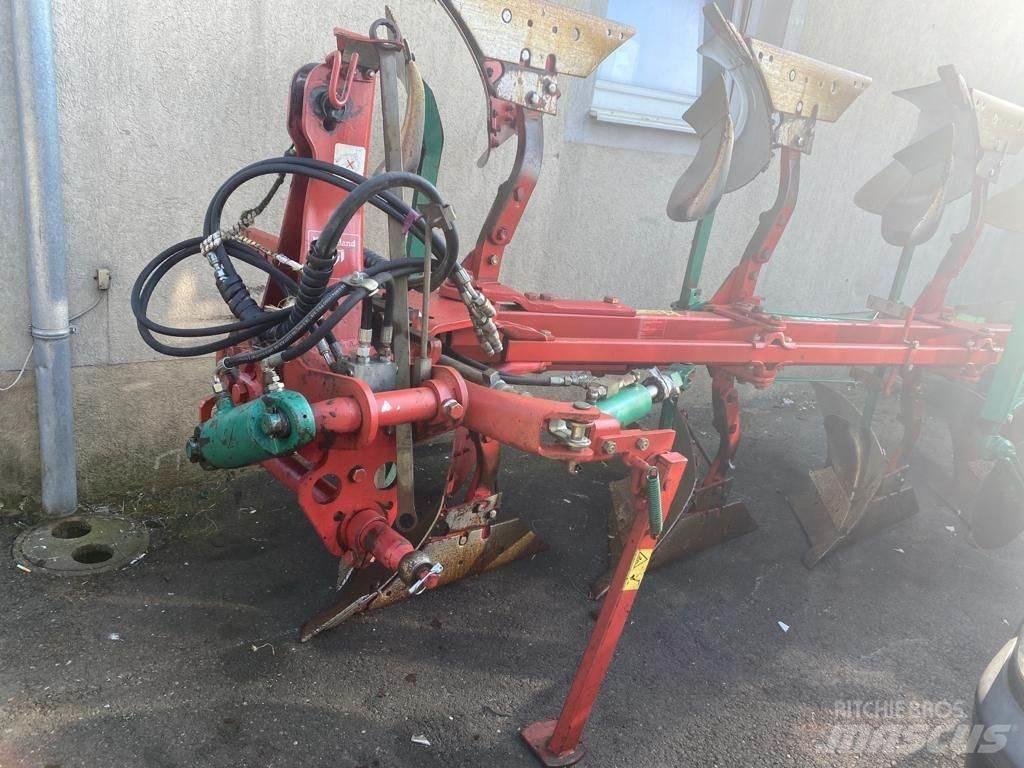 Kverneland LS95 传统犁