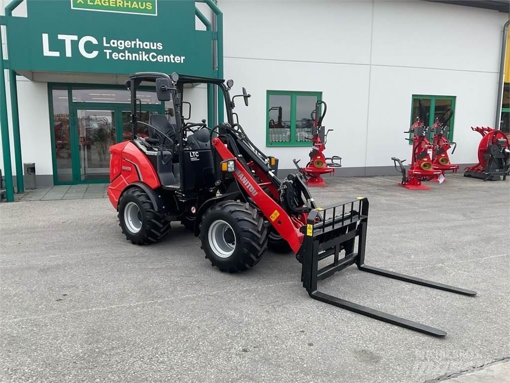 Manitou MLA 3-25 H 前装载和挖掘机