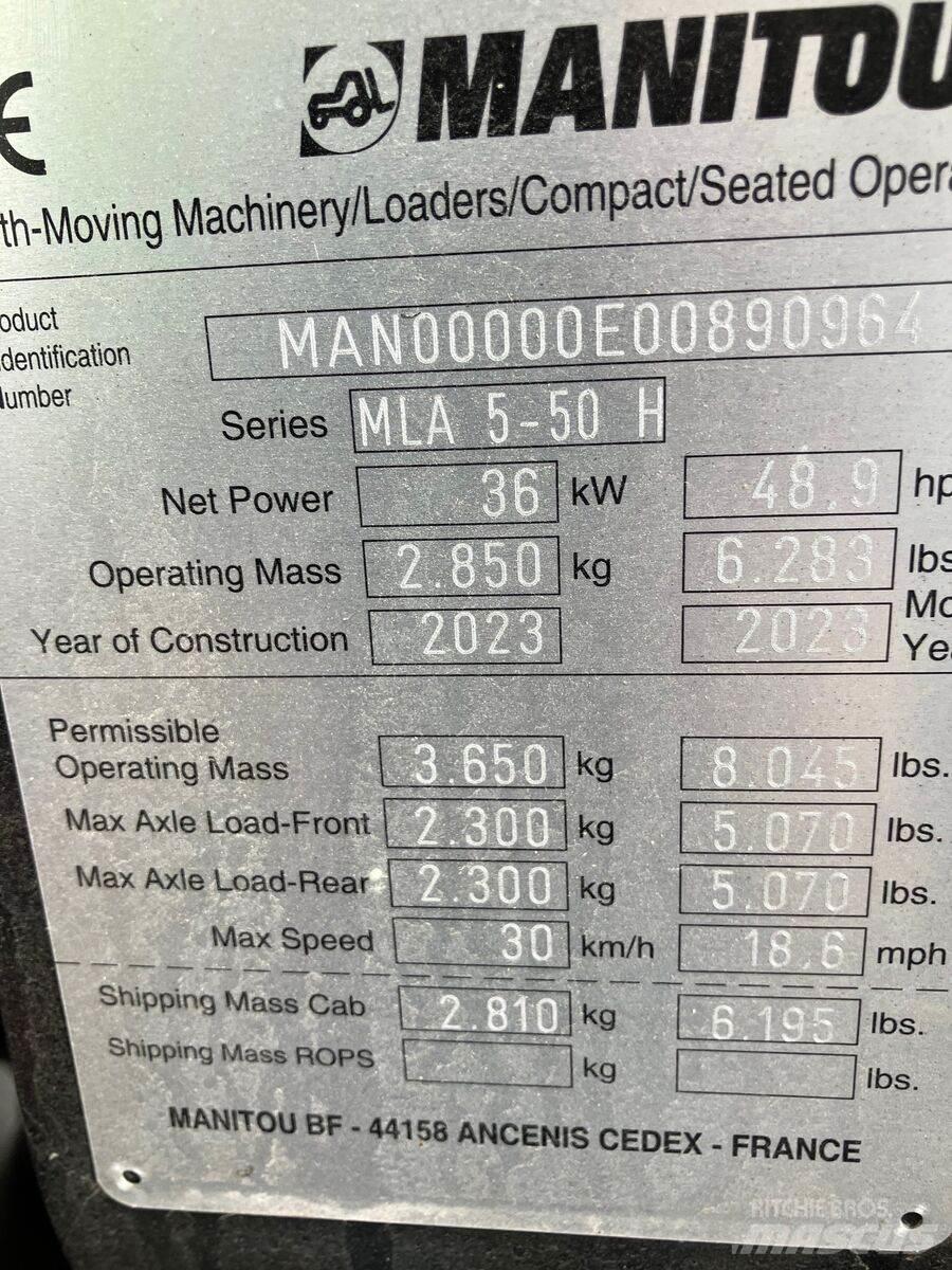 Manitou MLA 5-50 前装载和挖掘机