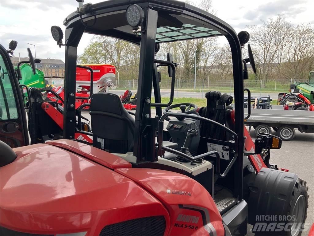 Manitou MLA 5-50 前装载和挖掘机