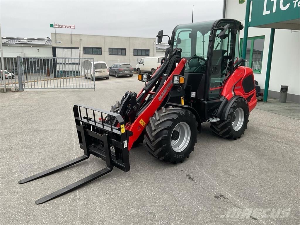 Manitou MLA 5-50 H 前装载和挖掘机