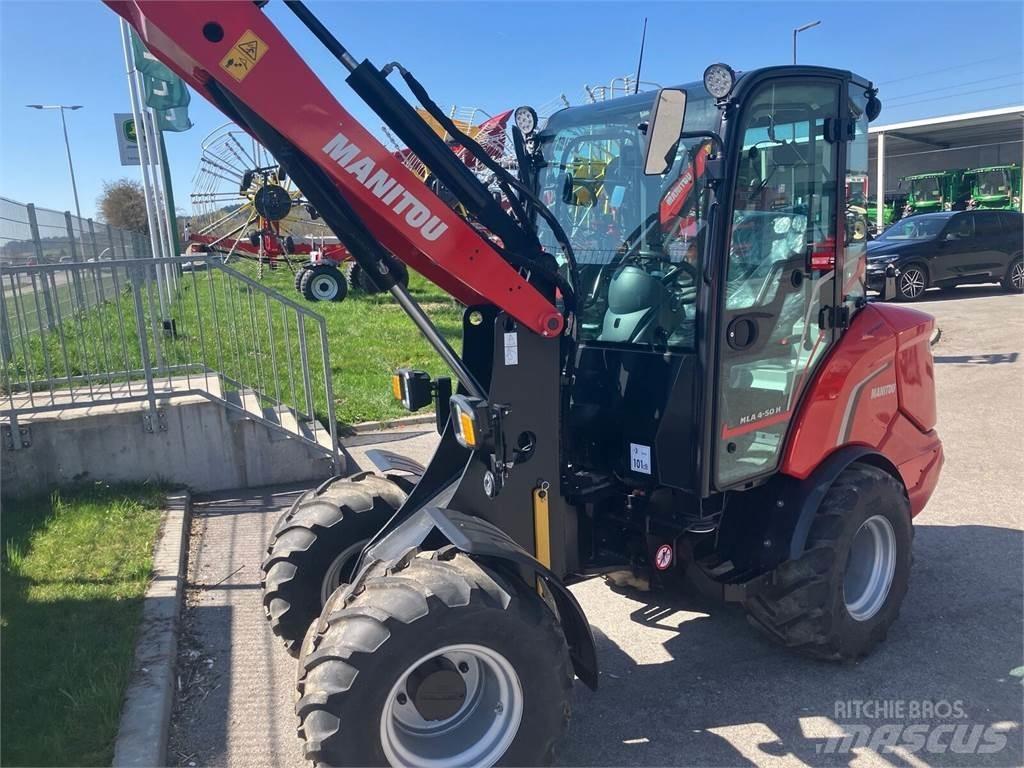 Manitou MLA4-50 前装载和挖掘机