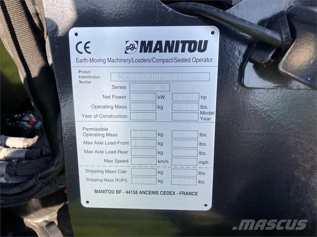 Manitou MLA5-50 前装载和挖掘机