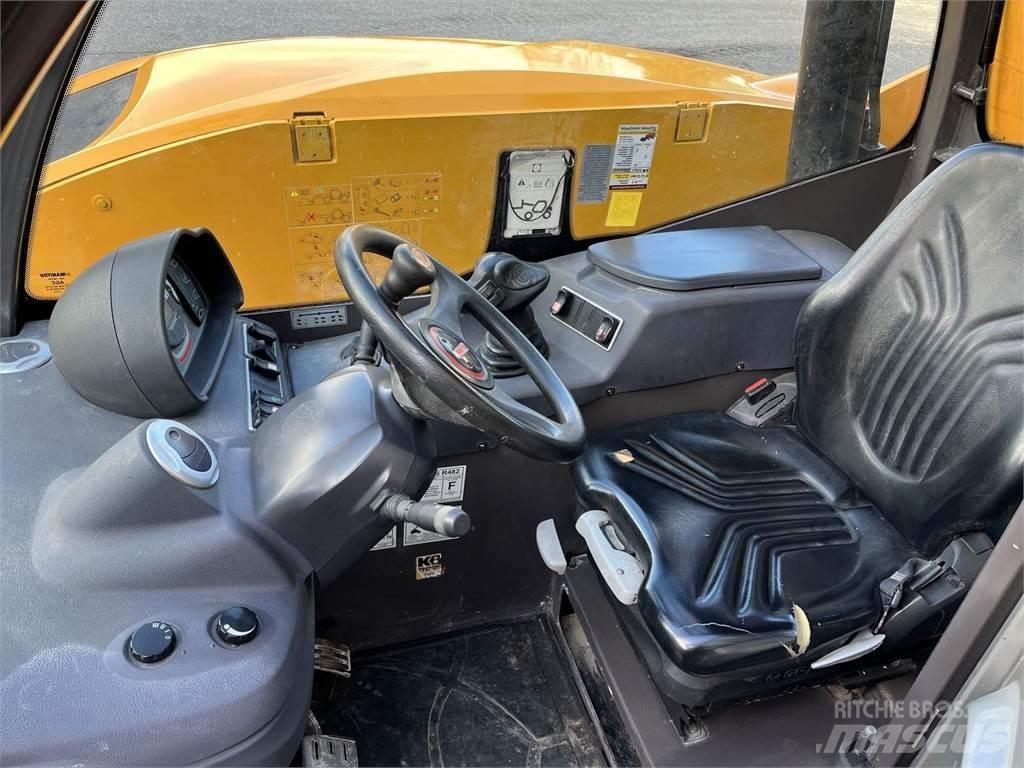 Manitou MT 625 伸缩臂叉装车|叉装车