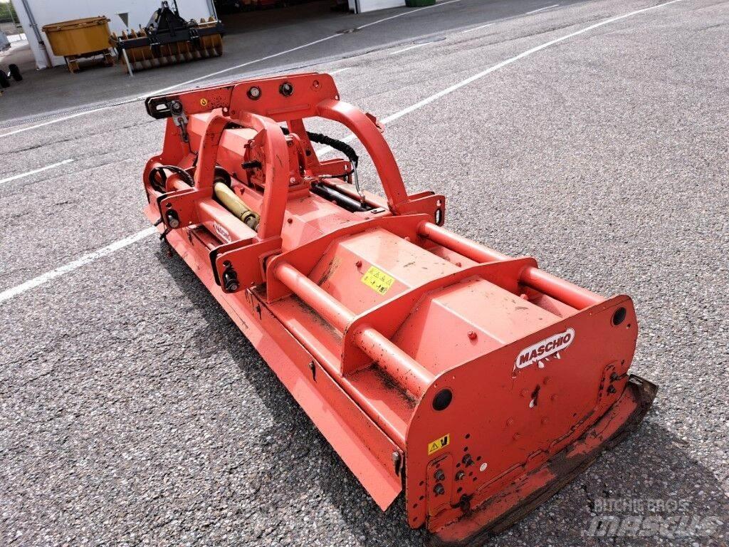 Maschio BISONTE 300 牧场割草机和切顶器