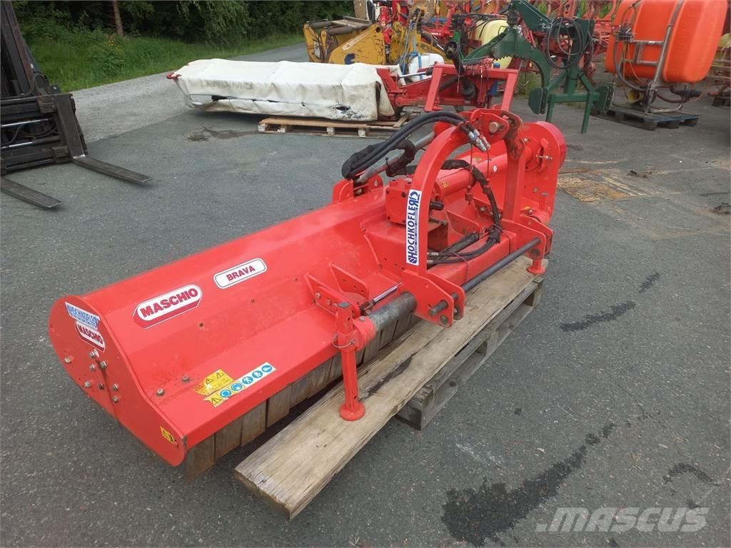Maschio Brava 230 牧场割草机和切顶器