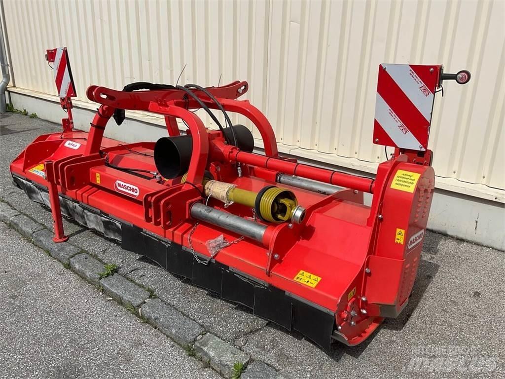 Maschio Bufalo 300 牧场割草机和切顶器