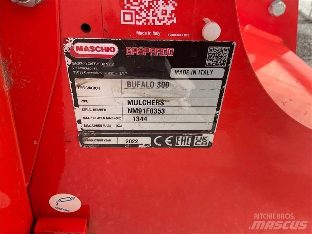 Maschio Bufalo 300 牧场割草机和切顶器
