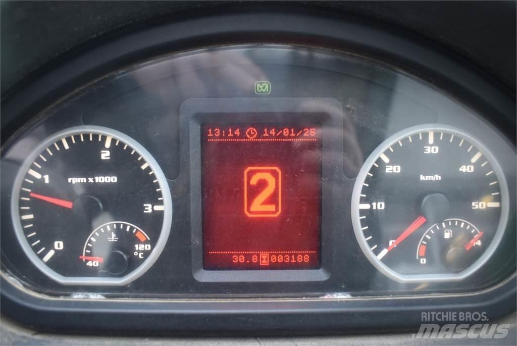 Merlo P28.8L 伸缩臂叉装车|叉装车