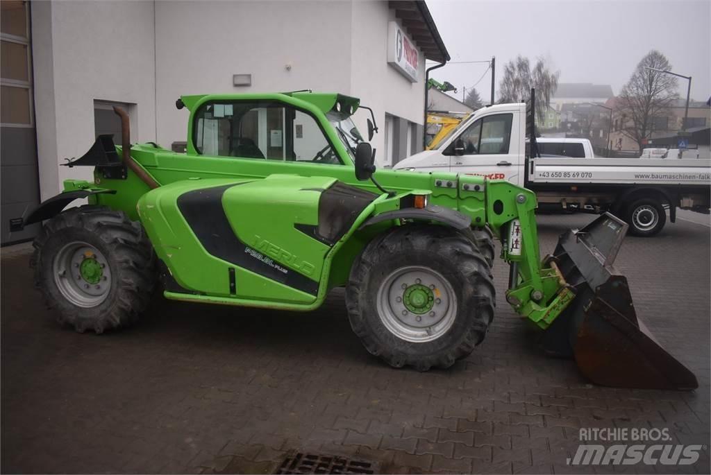 Merlo P28.8L 伸缩臂叉装车|叉装车