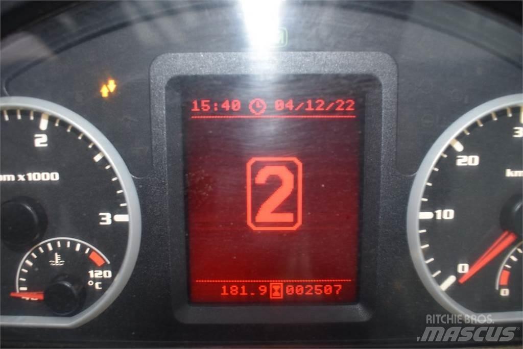 Merlo P38.16 Roto 伸缩臂叉装车|叉装车