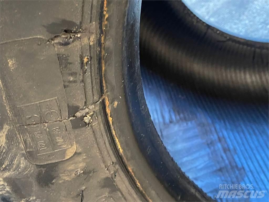 Mitas 600/40-22.5 轮胎、车轮、轮圈