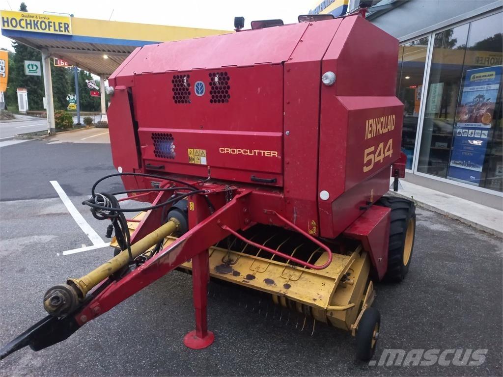 New Holland BR 544 圆捆打捆机
