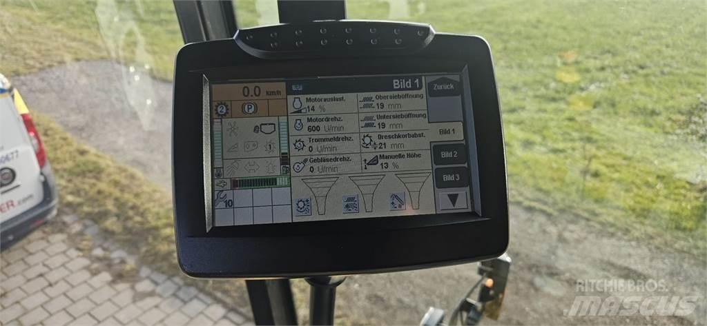 New Holland CX8040 联合收割机