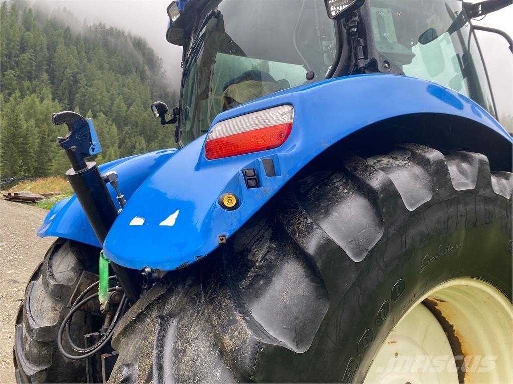 New Holland T7040 拖拉机/农用车