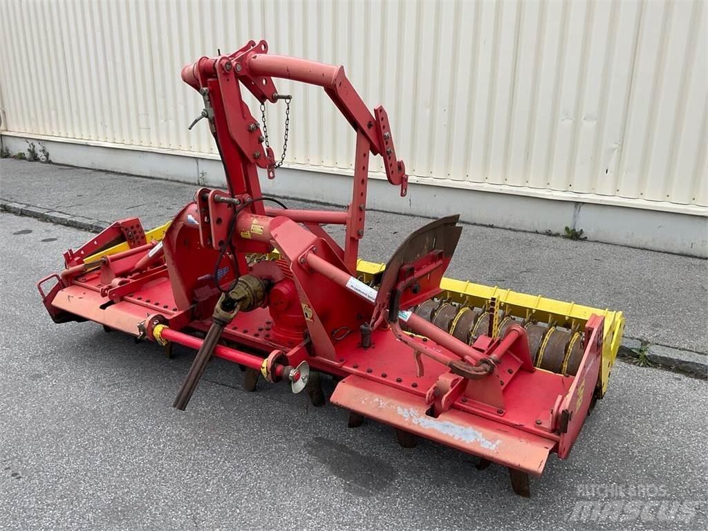 Pöttinger Lion 300 圆盘耙