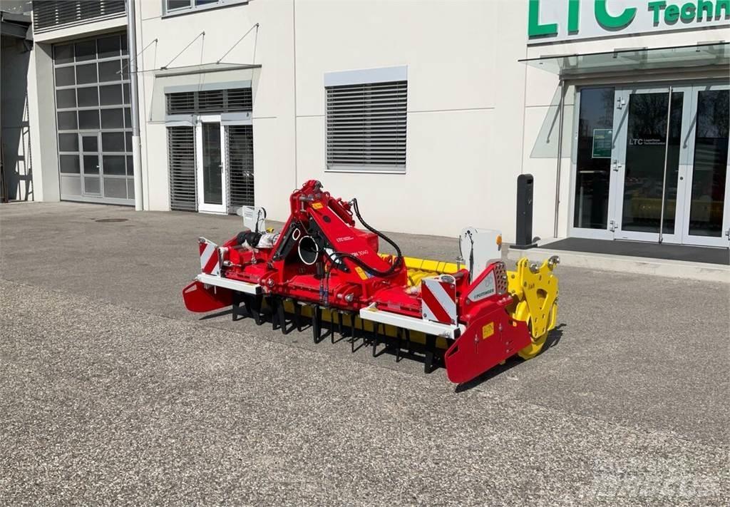 Pöttinger Lion 3040 圆盘耙