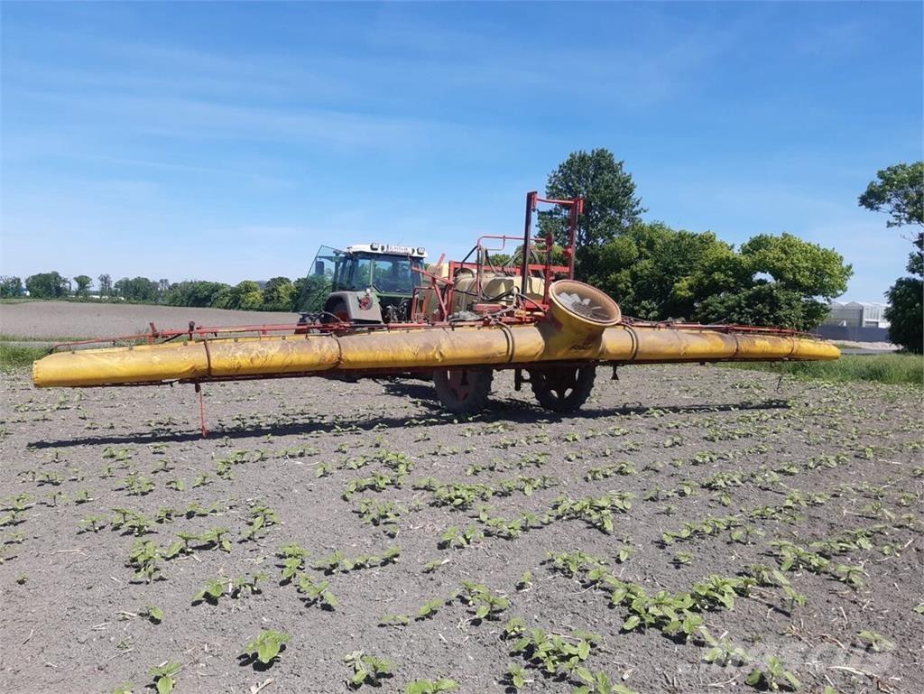 Rau 14 GU 牵引式喷雾机