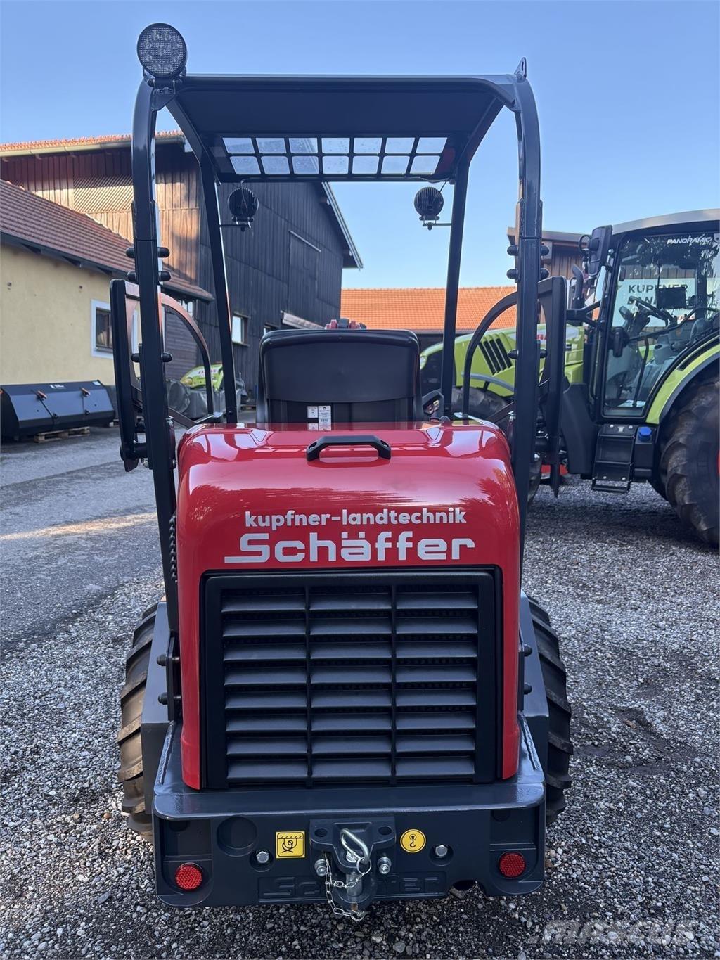 Schäffer 2630 前装载和挖掘机