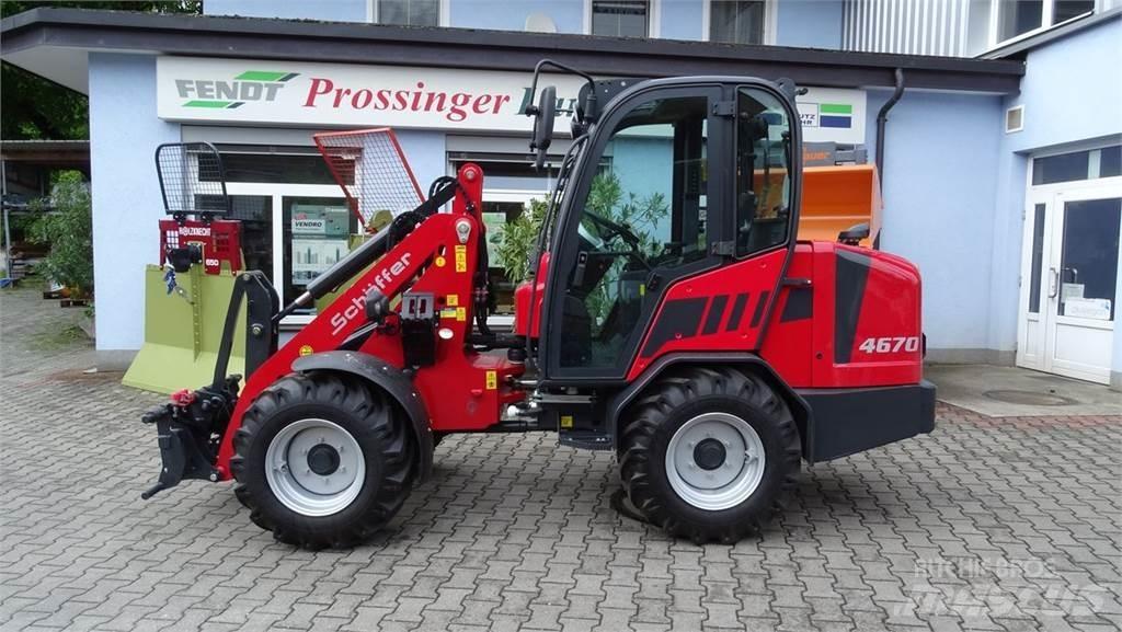 Schäffer 4670 前装载和挖掘机