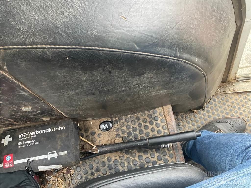 Steyr 667 拖拉机/农用车