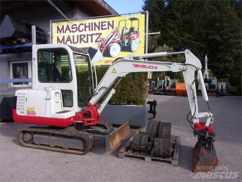 Takeuchi TB125 小型挖掘机
