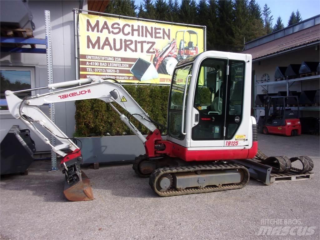 Takeuchi TB125 小型挖掘机