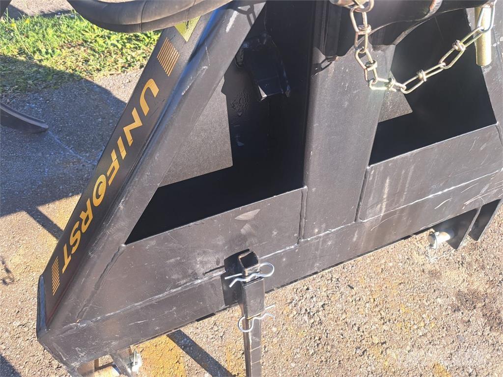  Uniforst 2200 林业机械-其他